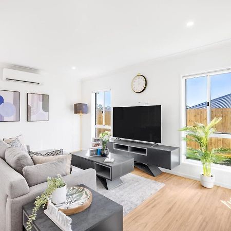 Convenient Brandnew 4 Beds House, 5 Mins To Mall Springfield Lakes Exterior photo