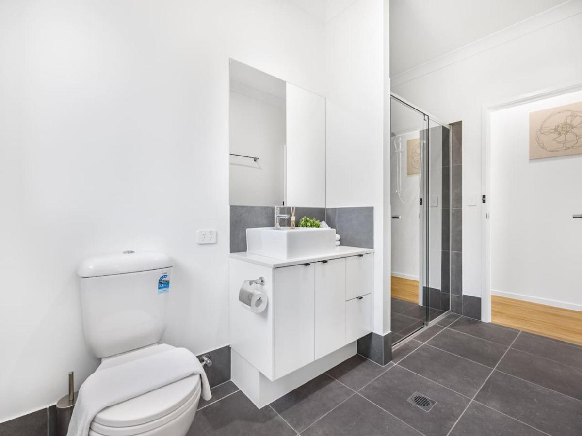 Convenient Brandnew 4 Beds House, 5 Mins To Mall Springfield Lakes Exterior photo