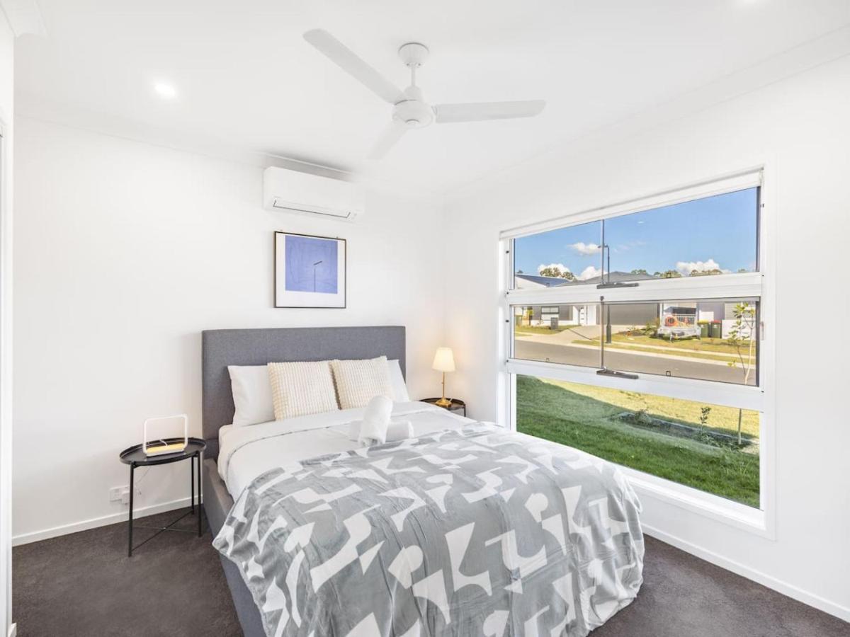 Convenient Brandnew 4 Beds House, 5 Mins To Mall Springfield Lakes Exterior photo